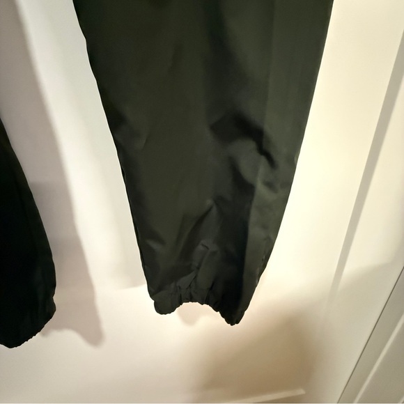 SHEIN Women’s Olive Green Cargo Jogger Pants with Zipper Front – Size L (8/10) - Picture 7 of 10